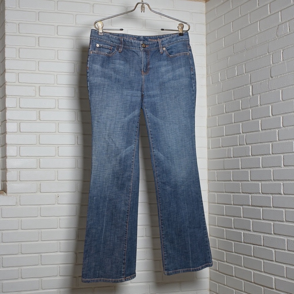 LOFT WOMEN’S CURVY BOOT JEANS SIZE 8